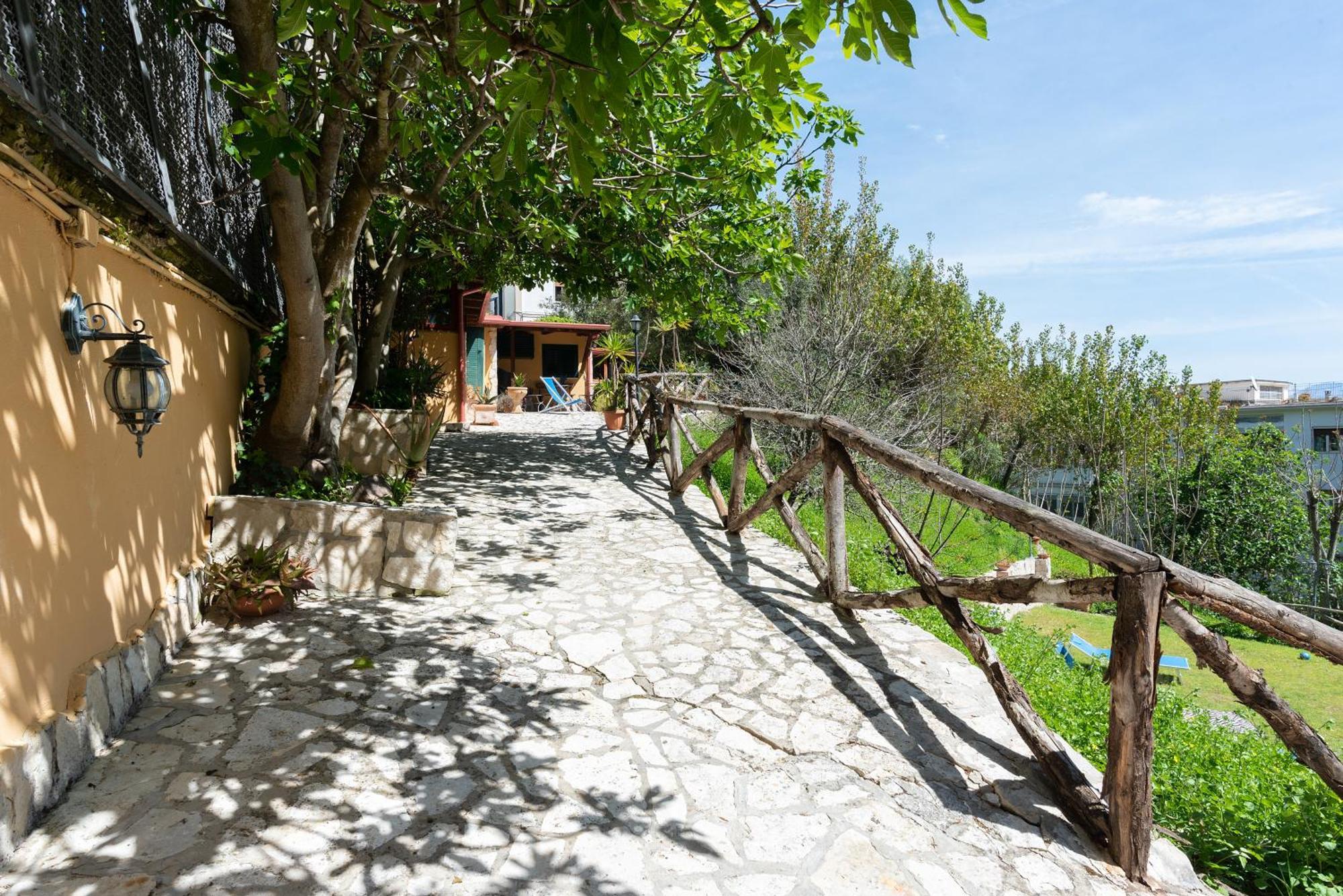 B&B La Nave เนเปิลส์ ภายนอก รูปภาพ
